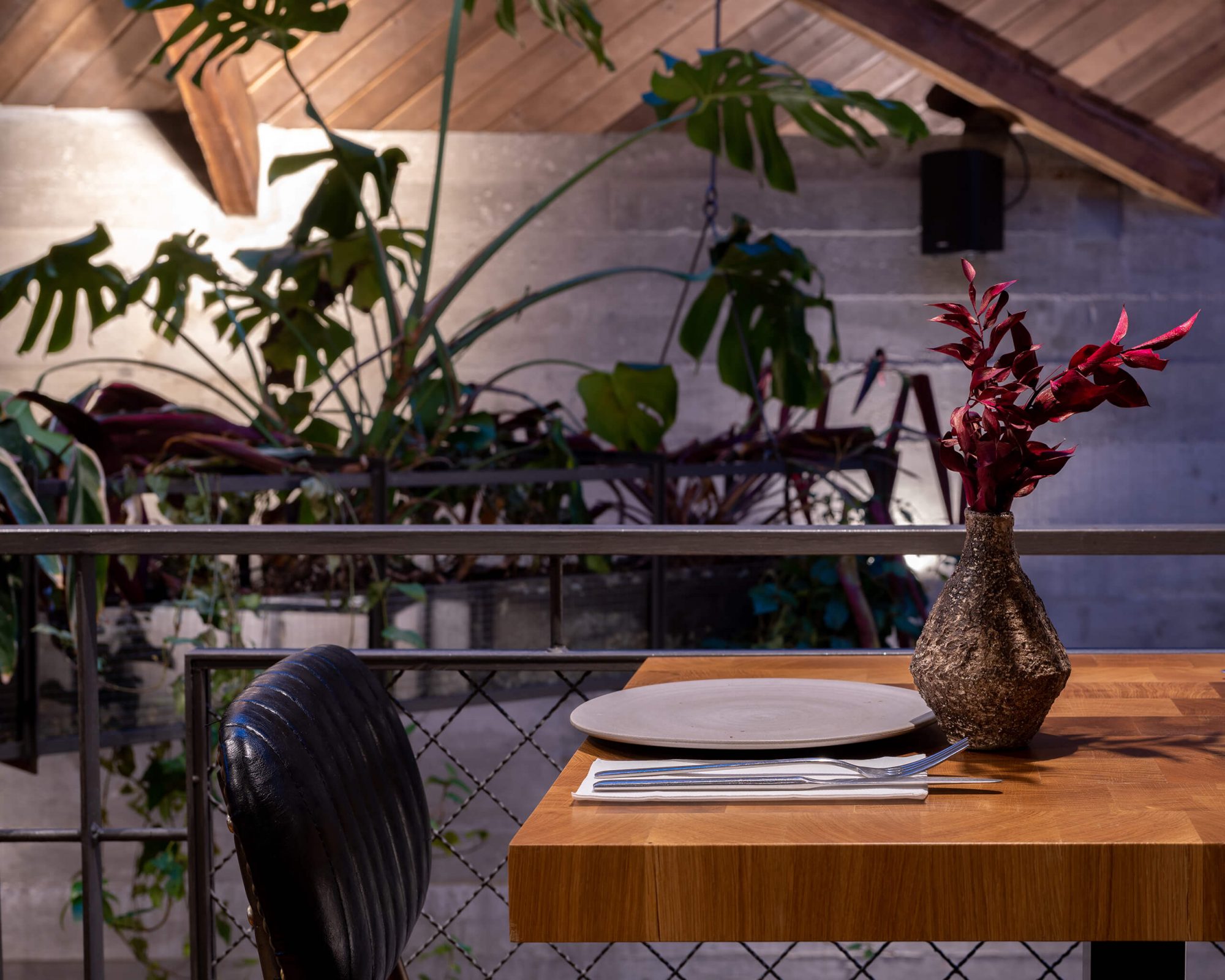 esquina-do-avesso–pormenor-mesa